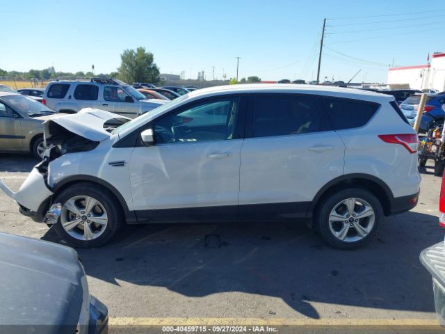 1FMCU9GXXEUC75850 Ford ESCAPE SE