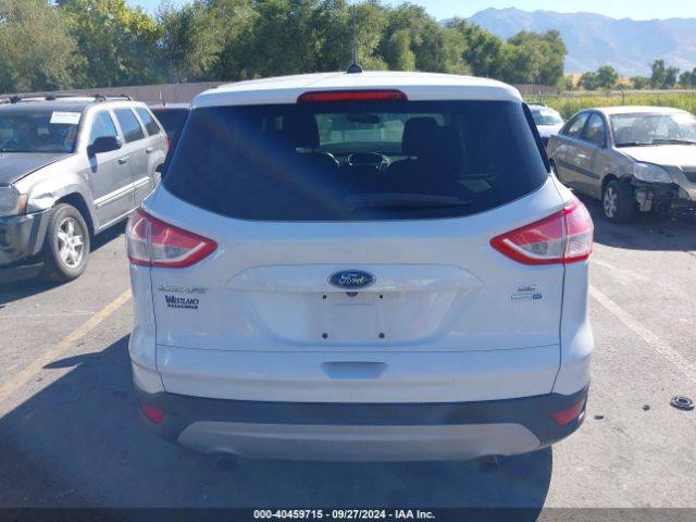 1FMCU9GXXEUC75850 Ford ESCAPE SE