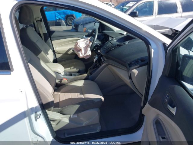 1FMCU9GXXEUC75850 Ford ESCAPE SE