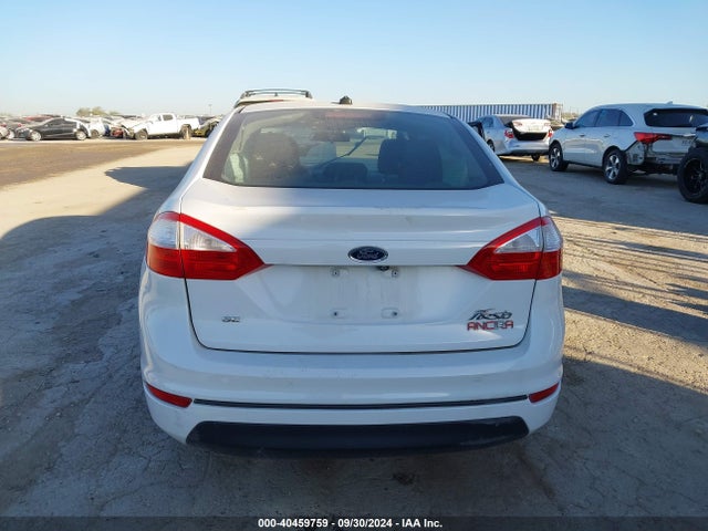 Ford FIESTA SE 2018 3FADP4BJ0JM106298 Image 15