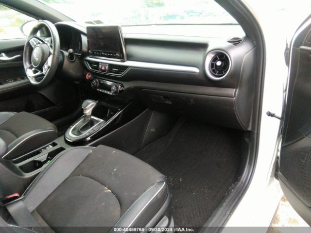 2023 KIA FORTE 3KPF54AD0PE668807 Photo 4