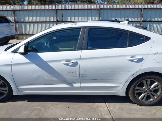 Hyundai Elantra Value Edition 2017 5NPD84LF5HH209640 Image 15