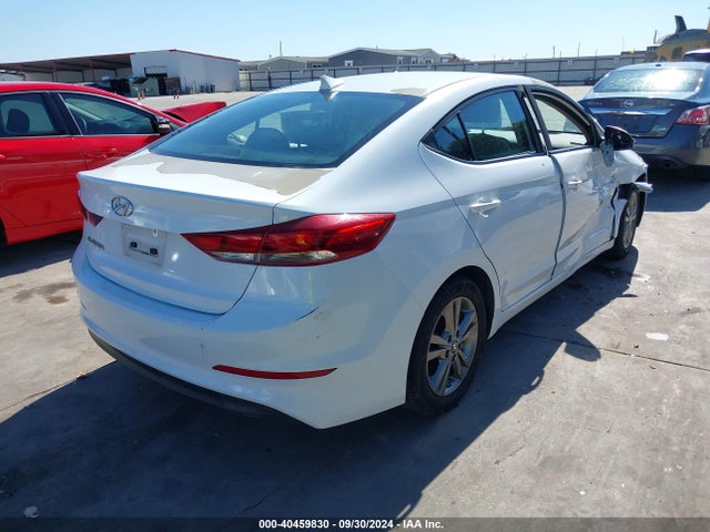 Hyundai Elantra Value Edition 2017 5NPD84LF5HH209640 Image 4