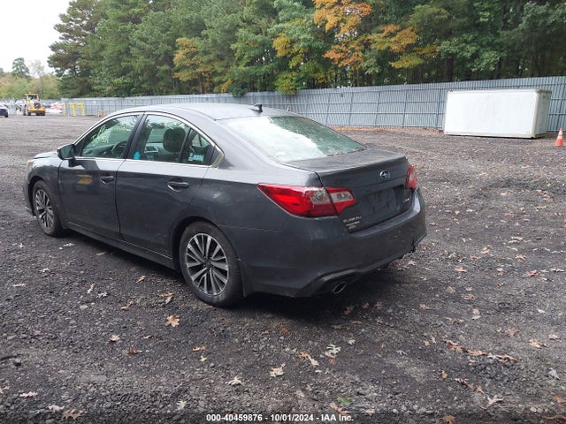 Subaru Legacy Premium 2018 4S3BNAF64J3002586 Image 3