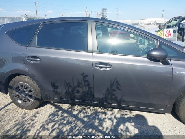 Toyota Prius V Two 2015 JTDZN3EU4FJ035164 Image 12