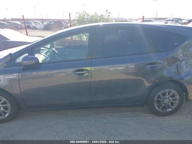 Toyota Prius V Two 2015 JTDZN3EU4FJ035164 Image 13