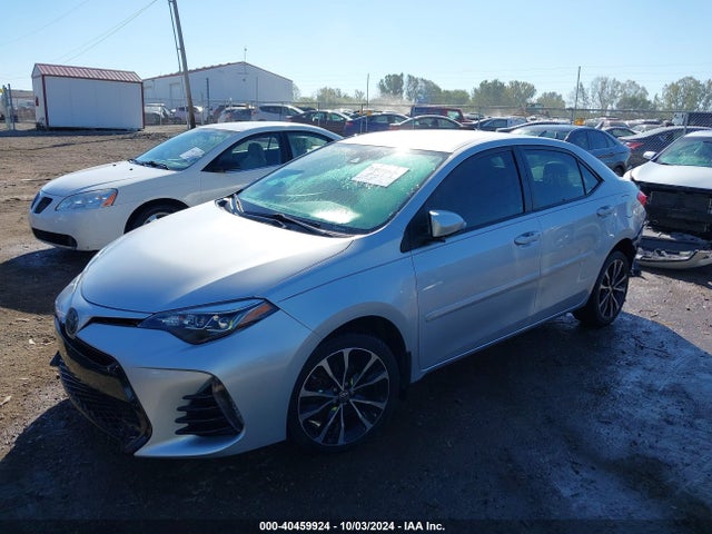 Toyota COROLLA SE 2017 5YFBURHE0HP606904 Image 2