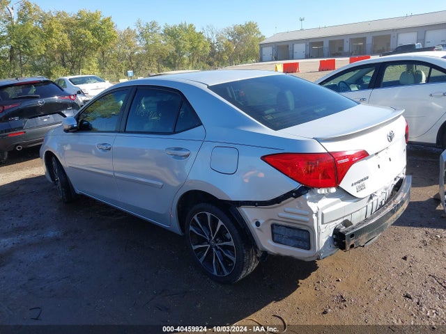 Toyota COROLLA SE 2017 5YFBURHE0HP606904 Image 3