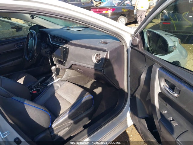 Toyota COROLLA SE 2017 5YFBURHE0HP606904 Image 5