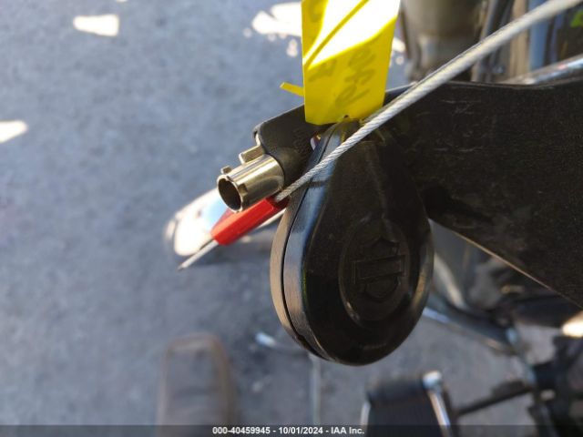 2022 HARLEY-DAVIDSON FLHR 1HD1FBC19NB615885 Photo 10