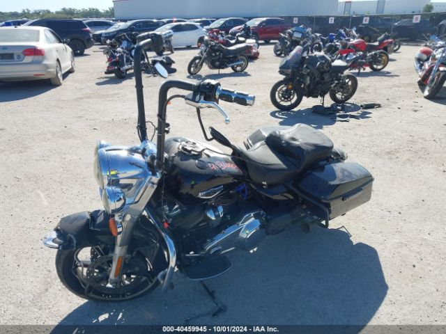2022 HARLEY-DAVIDSON FLHR 1HD1FBC19NB615885 Photo 1