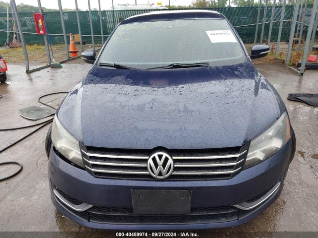 1VWBT7A36FC009419 Volkswagen Passat 1.8t Se