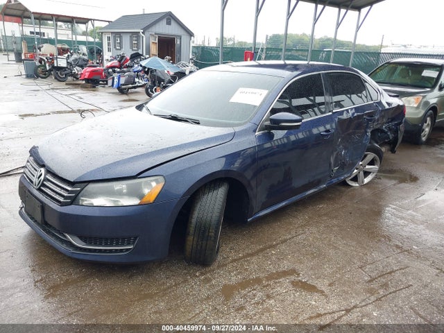 1VWBT7A36FC009419 Volkswagen Passat 1.8t Se