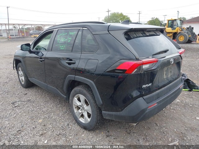 Toyota Rav4 Xle 2019 JTMP1RFV1KD033409 Image 3