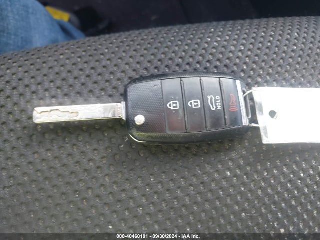5XXGT4L30KG342391 KIA Optima Lx