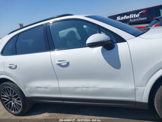 WP1AA2AY8LDA03712 Porsche Cayenne