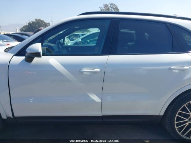 WP1AA2AY8LDA03712 Porsche Cayenne
