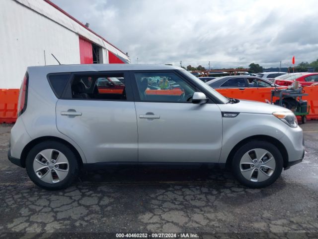 KNDJN2A29F7785930 KIA Soul