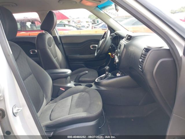 KNDJN2A29F7785930 KIA Soul