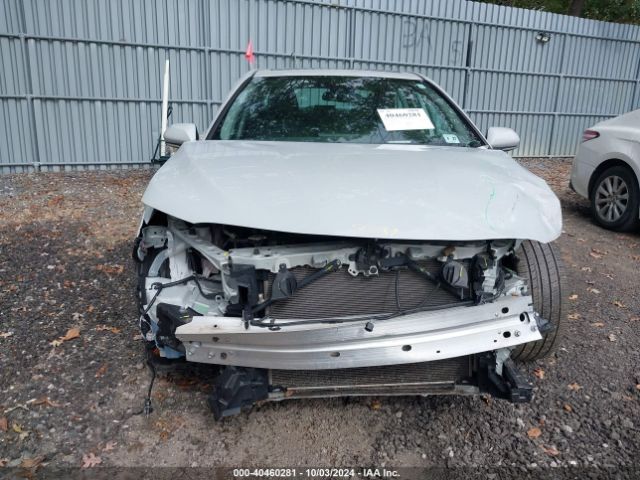 4T1G11BK0NU061876 Toyota Camry Se Awd