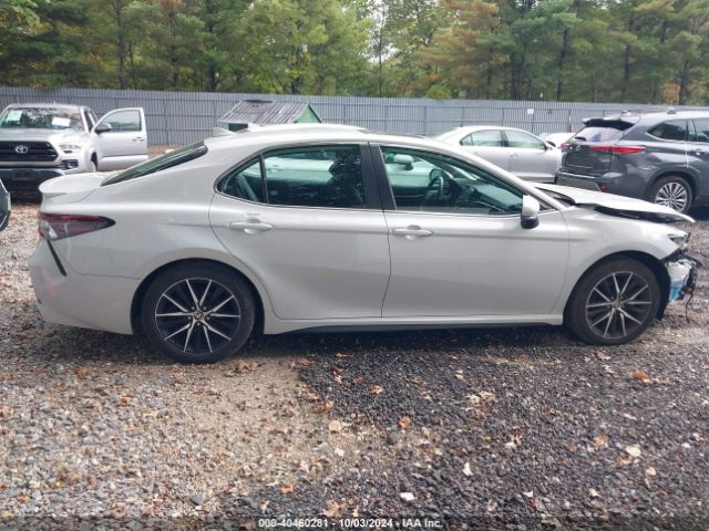 4T1G11BK0NU061876 Toyota Camry Se Awd