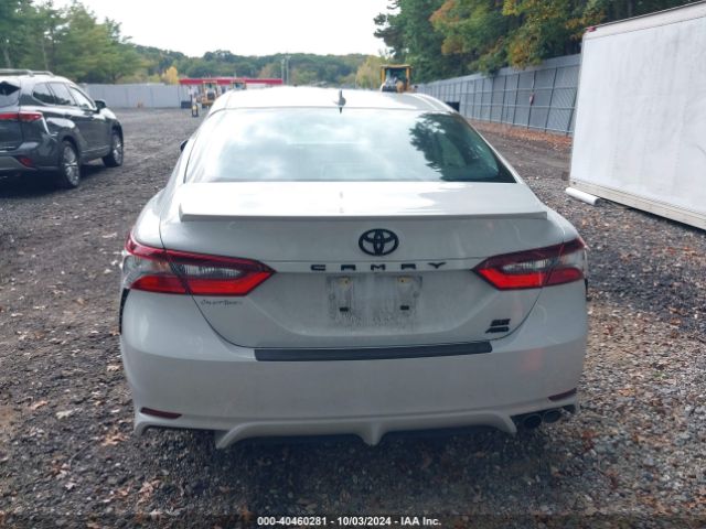 4T1G11BK0NU061876 Toyota Camry Se Awd