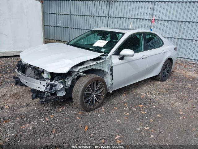4T1G11BK0NU061876 Toyota Camry Se Awd
