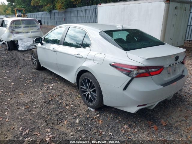 4T1G11BK0NU061876 Toyota Camry Se Awd