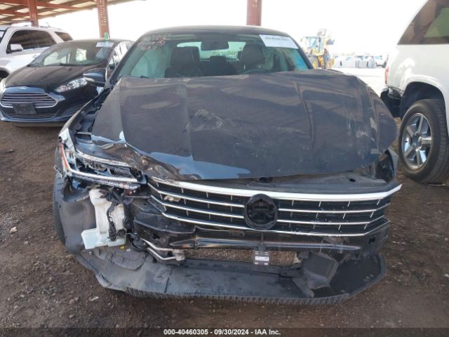 1VWDT7A39HC057637 Volkswagen Passat 1.8t R-line