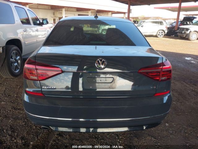 1VWDT7A39HC057637 Volkswagen Passat 1.8t R-line