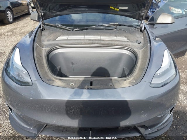 2022 TESLA MODEL Y 7SAYGDEF6NF456583 Photo 9