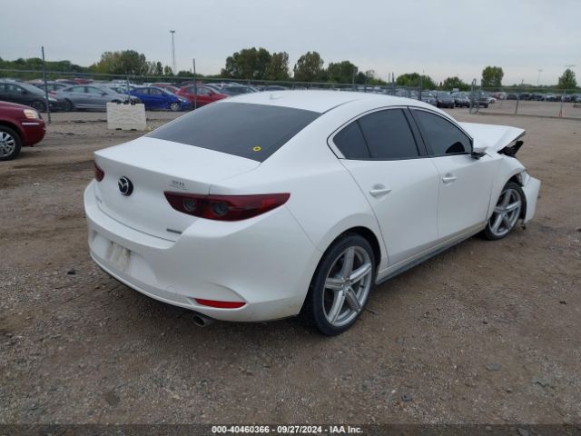 3MZBPADL2KM105621 Mazda Mazda3 Preferred Package