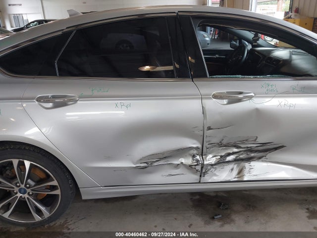 Ford Fusion Titanium 2019 3FA6P0D94KR138552 Image 17