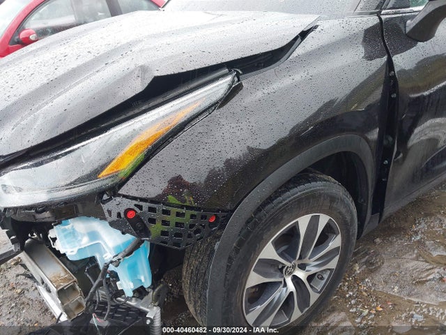 Toyota Highlander Xle 2022 5TDGZRAH8NS107721 Image 6