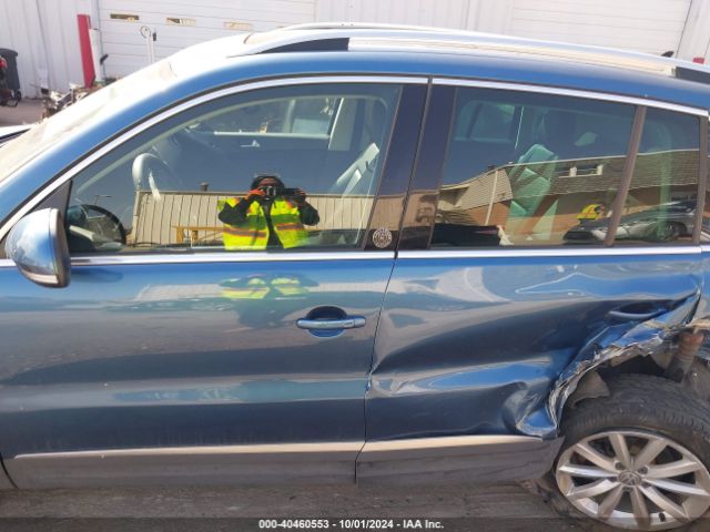 WVGSV7AX4HK026322 Volkswagen Tiguan 2.0t Wolfsburg Edition