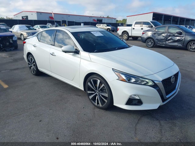 2019 1N4BL4FV4KC115928 main image