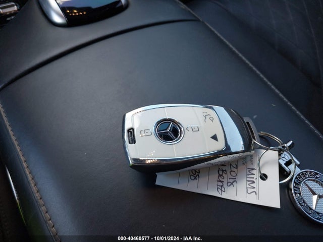 WDDUG8DB8JA376289 Mercedes-Benz S 560