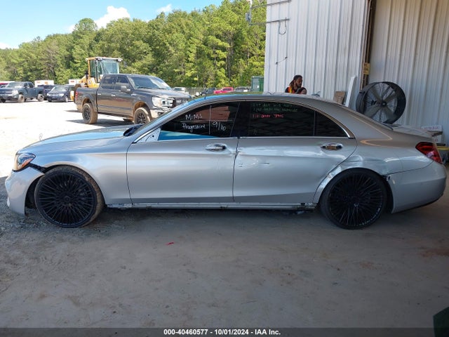 WDDUG8DB8JA376289 Mercedes-Benz S 560