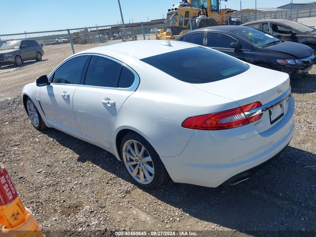 2013 JAGUAR XF SAJWA0E78D8S93264 Photo 2