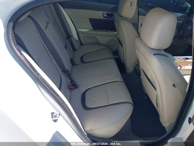 2013 JAGUAR XF SAJWA0E78D8S93264 Photo 7
