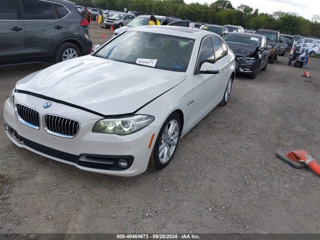 BMW 528i Xdrive 2015 WBA5A7C52FD627980 Image 2