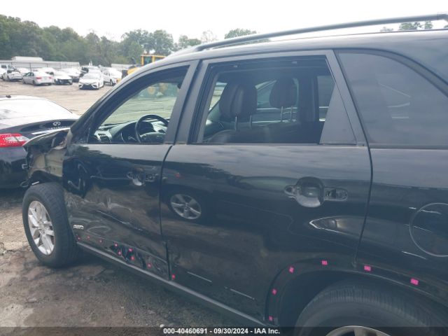 5XYKTCA6XFG641373 KIA SORENTO LX