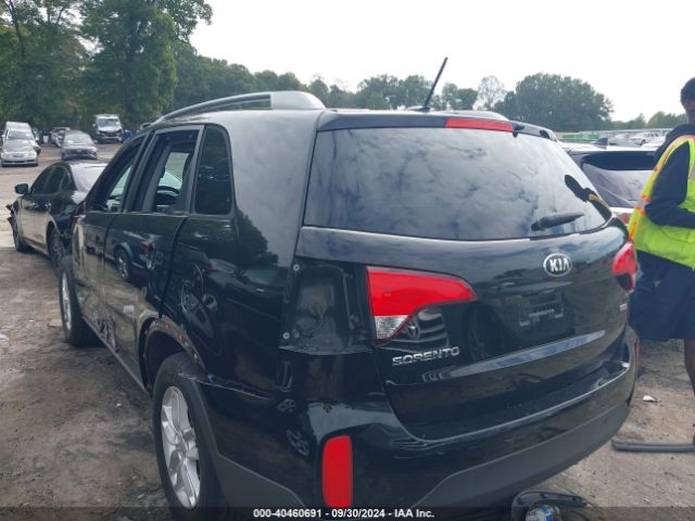 5XYKTCA6XFG641373 KIA SORENTO LX