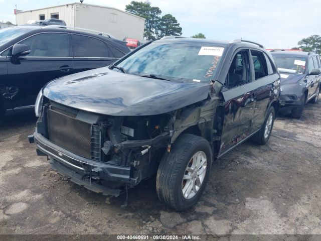 5XYKTCA6XFG641373 KIA SORENTO LX