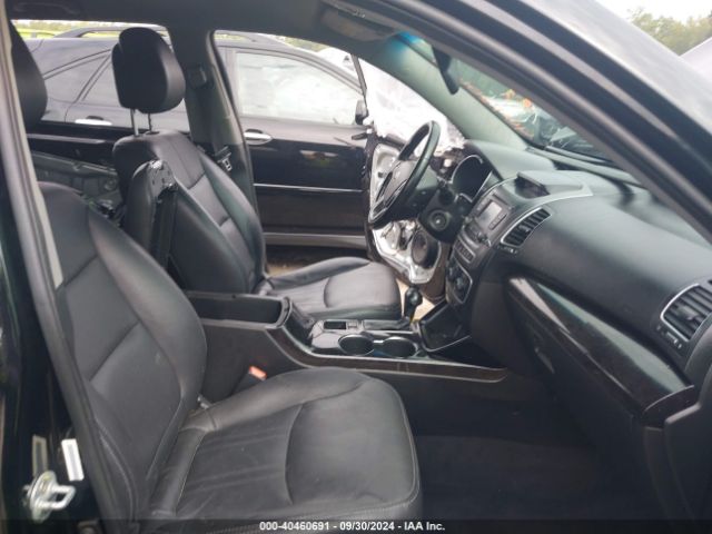 5XYKTCA6XFG641373 KIA SORENTO LX