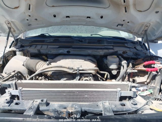 3C6UR5HJ4JG284285 RAM 2500 Tradesman  4x4 8' Box