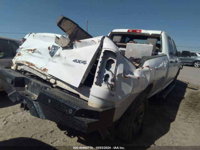 3C6UR5HJ4JG284285 RAM 2500 Tradesman  4x4 8' Box
