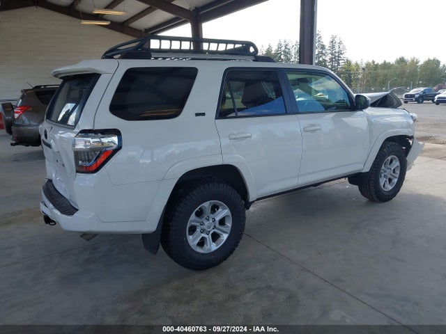Toyota 4RUNNER SR5 2021 JTEMU5JR1M5943471 Image 4