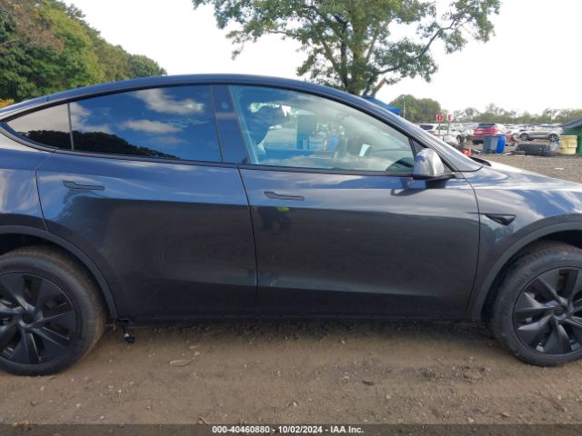 7SAYGDEE3RF152995 Tesla Model Y Long Range Dual Motor All-wheel Drive