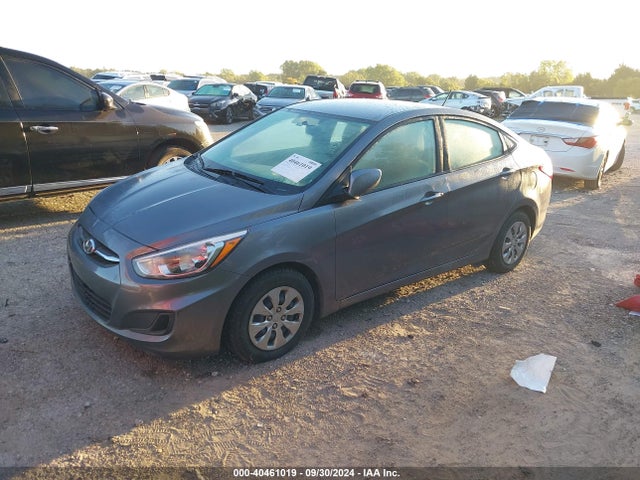 Hyundai ACCENT SE 2017 KMHCT4AE8HU223392 Image 2